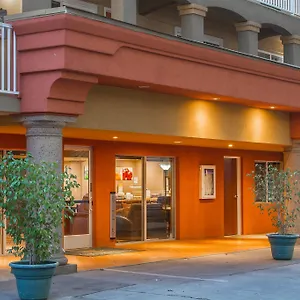 Quality Convention Center Inn