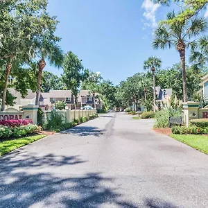 https://coral-sands-resort.top-hotels-in-savannah.com