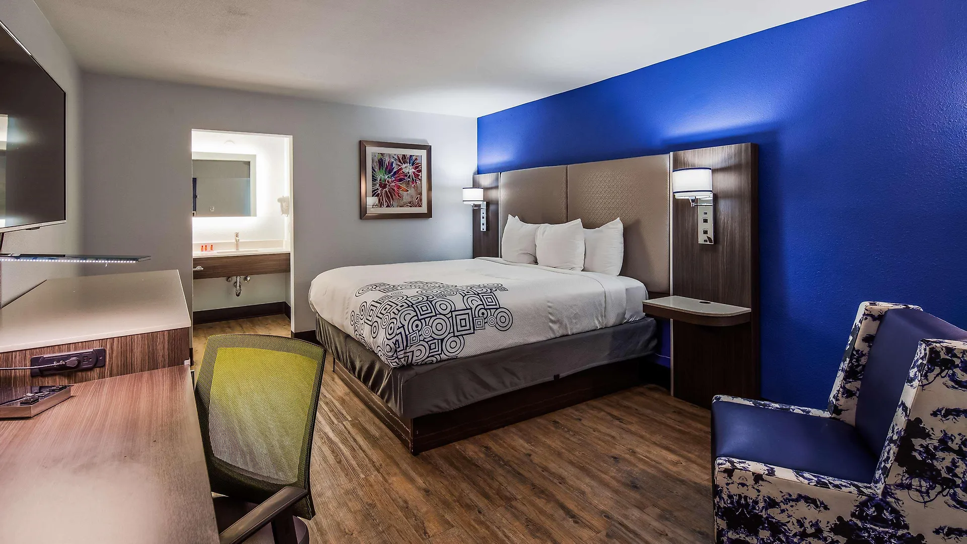 Surestay Plus Hotel By Best Western Sacramento Cal Expo